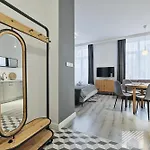 Apartment Kolorova By Lookap - Darmowy Parking W Centrum Lodzi! *