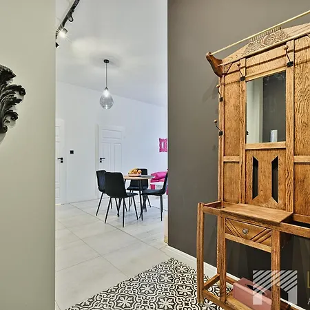 Kolorova By Lookap - Darmowy Parking W Centrum Lodzi! *