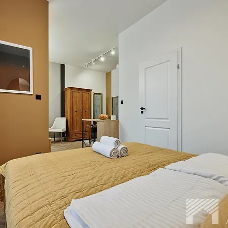 Kolorova By Lookap - Darmowy Parking W Centrum Lodzi! Apartmán *