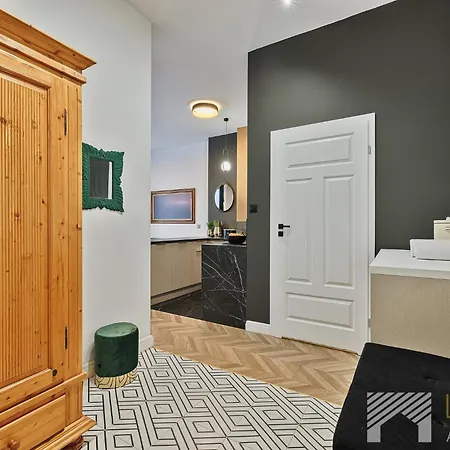 Kolorova By Lookap - Darmowy Parking W Centrum Lodzi! * Lodž