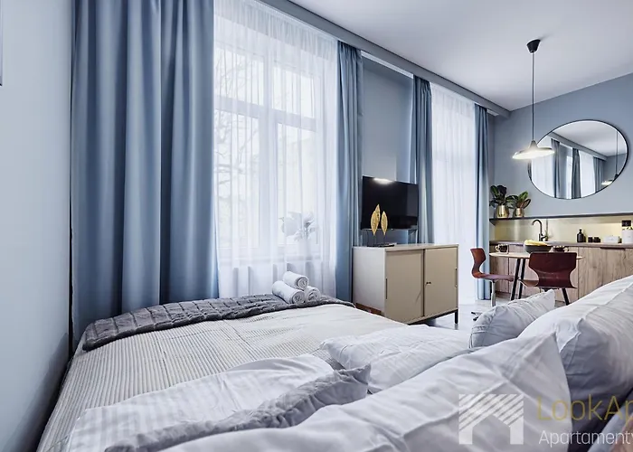 Kolorova By Lookap - Darmowy Parking W Centrum Lodzi!