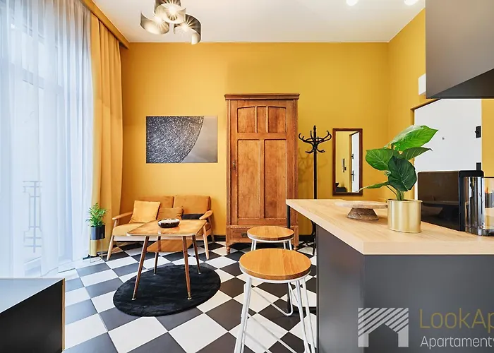 Kolorova By Lookap - Darmowy Parking W Centrum Lodzi! Apartamento