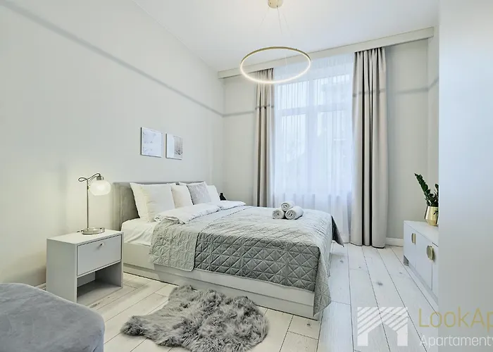 Kolorova By Lookap - Darmowy Parking W Centrum Lodzi! * Łódź