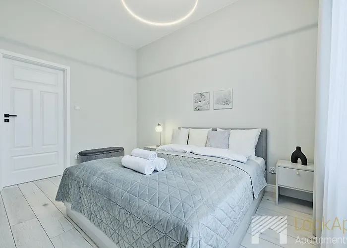 Kolorova By Lookap - Darmowy Parking W Centrum Lodzi! Apartamento