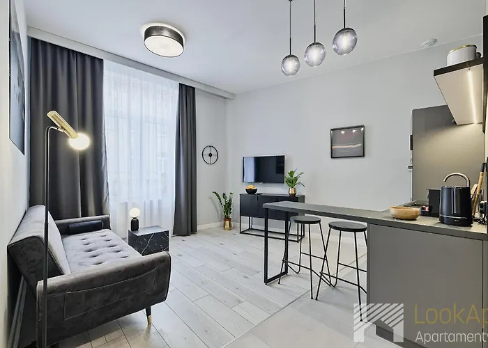 Kolorova By Lookap - Darmowy Parking W Centrum Lodzi! Apartamento *