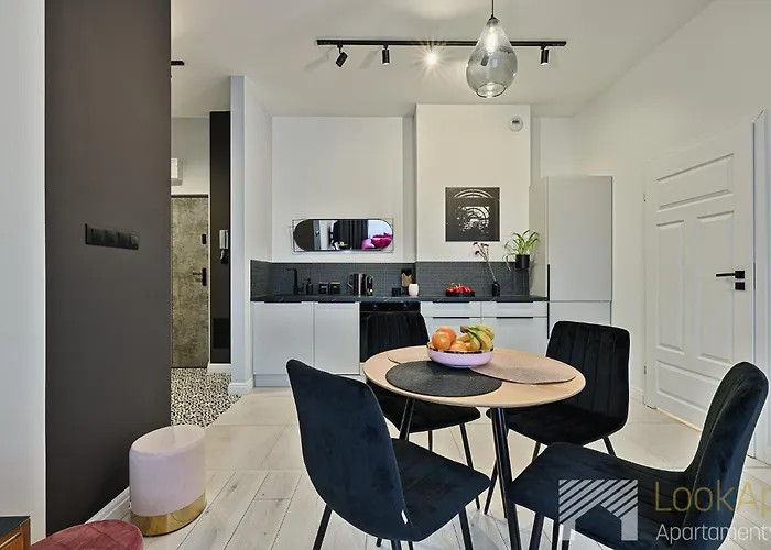 Kolorova By Lookap - Darmowy Parking W Centrum Lodzi! * Łódź