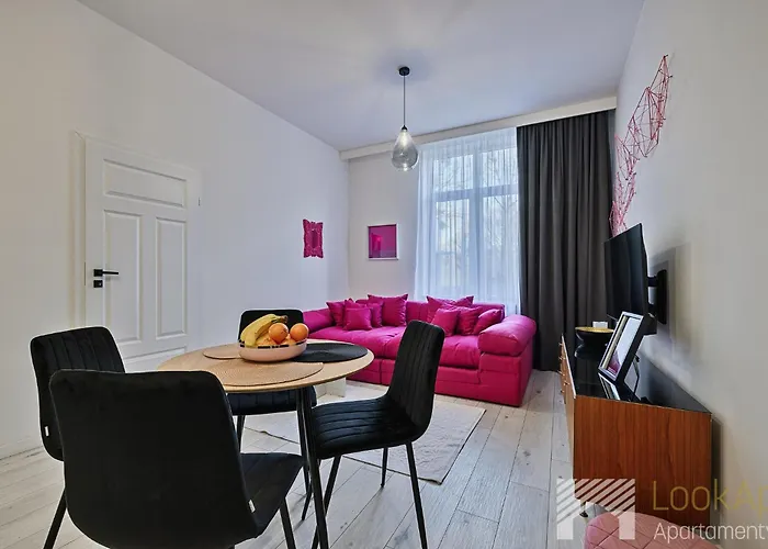 Kolorova By Lookap - Darmowy Parking W Centrum Lodzi!