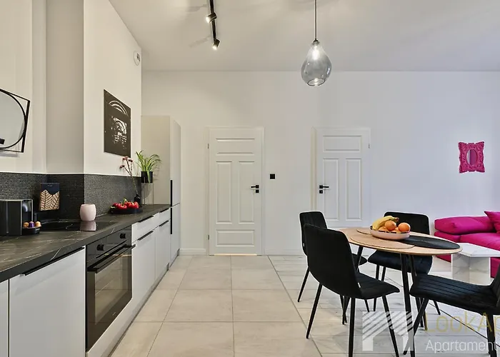 Kolorova By Lookap - Darmowy Parking W Centrum Lodzi! Apartamento
