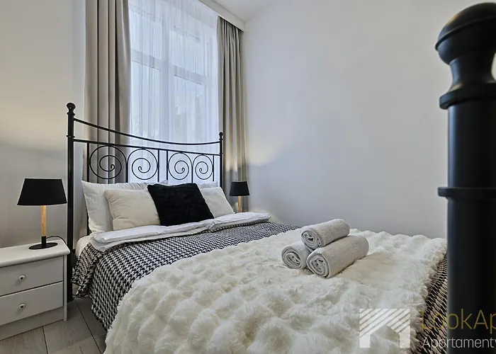 Kolorova By Lookap - Darmowy Parking W Centrum Lodzi! Apartamento