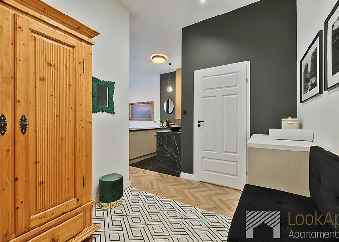 Kolorova By Lookap - Darmowy Parking W Centrum Lodzi! * Łódź